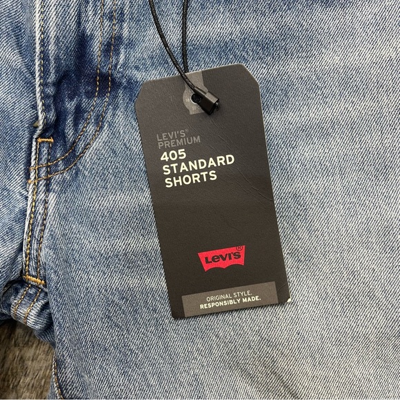 Levi’s Premium 405 Standard Distressed Jean Shorts - Picture 4 of 14